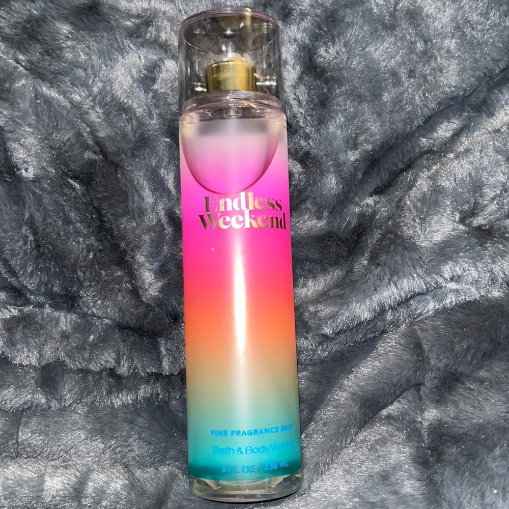 Bath and body works endless weekend body spray